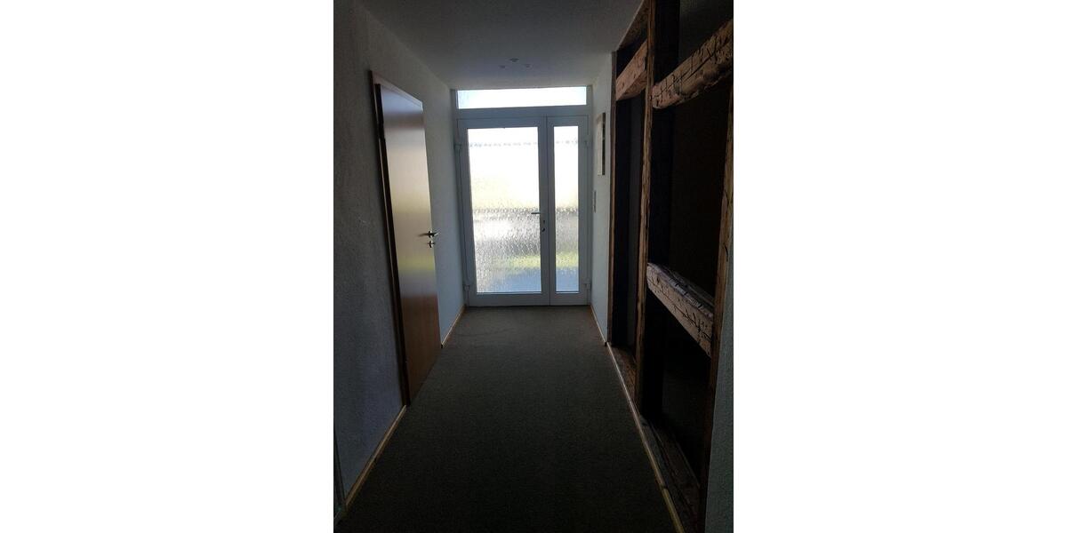 Etagenwohnung Hainichen - 1 Zimmer, 70 m&sup2;, 480&euro; | Angebot:26266991