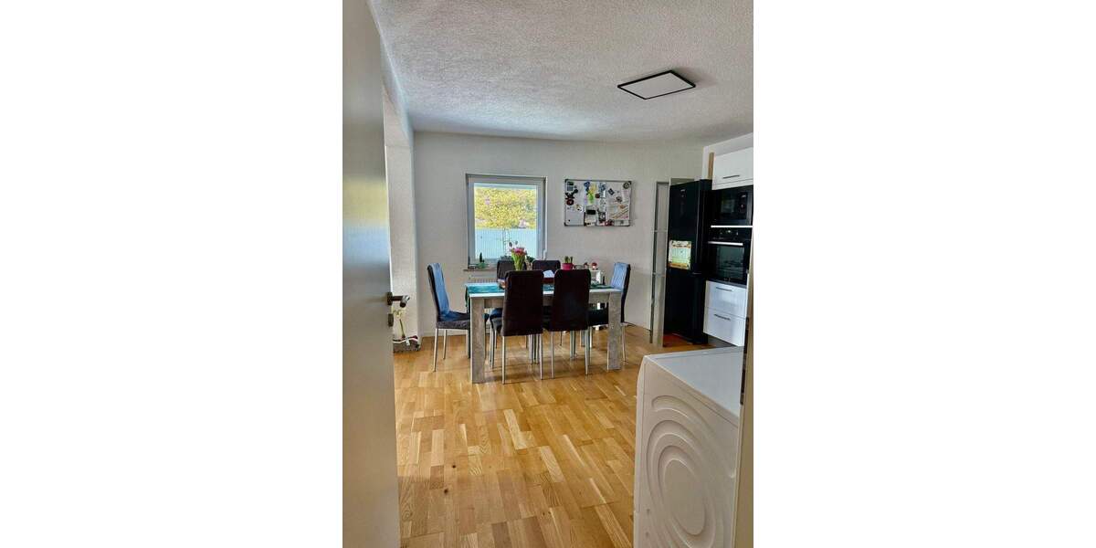 Etagenwohnung Schwabach Wolkersdorf - 3 Zimmer, 100 m&sup2;, 850&euro; | Angebot:25227367