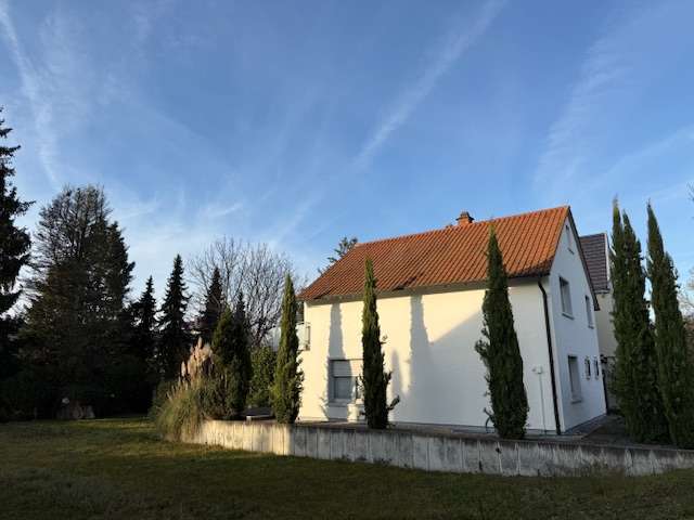 Haus zum Mieten in Schwetzingen 1.900 € 142 m² 5 zimmer