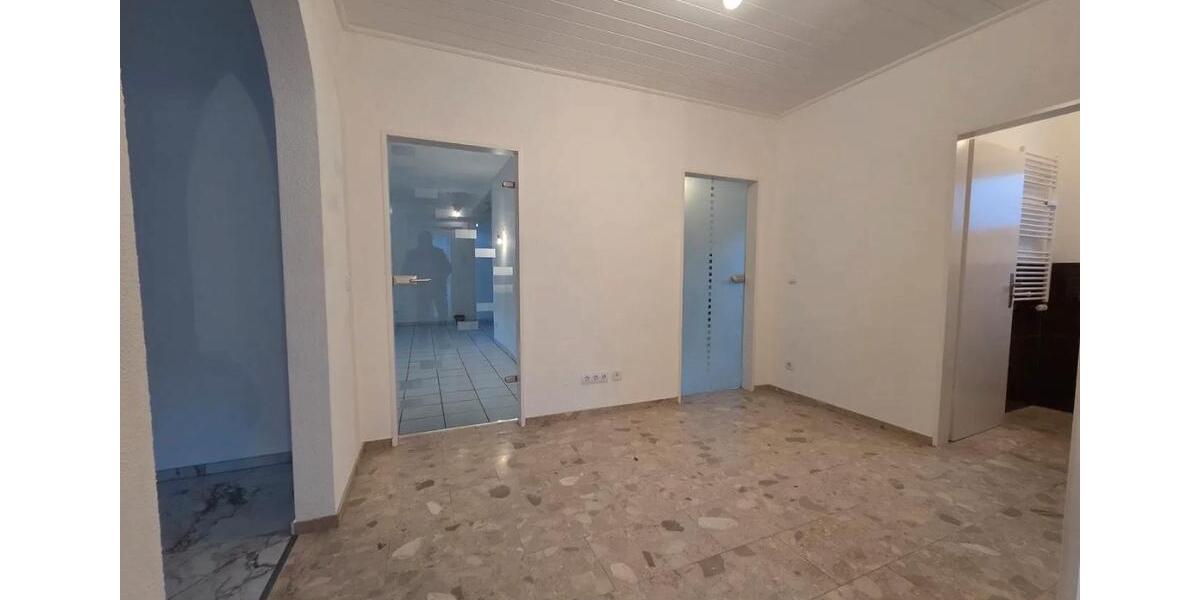 Erstbezug nach Renovierung 4 ZKB eigener Garten 125 qm 4 zimmer