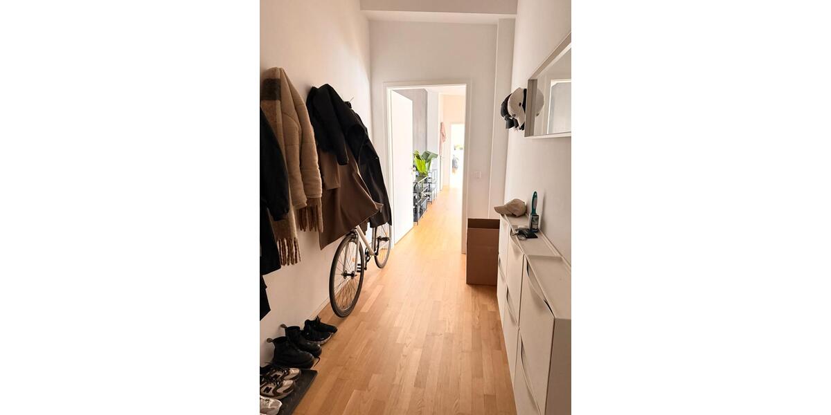 Dachgeschoßwohnung Hannover Vahrenwald-List - 2 Zimmer, 80 m&sup2;, 1.090&euro; | Angebot:26038979
