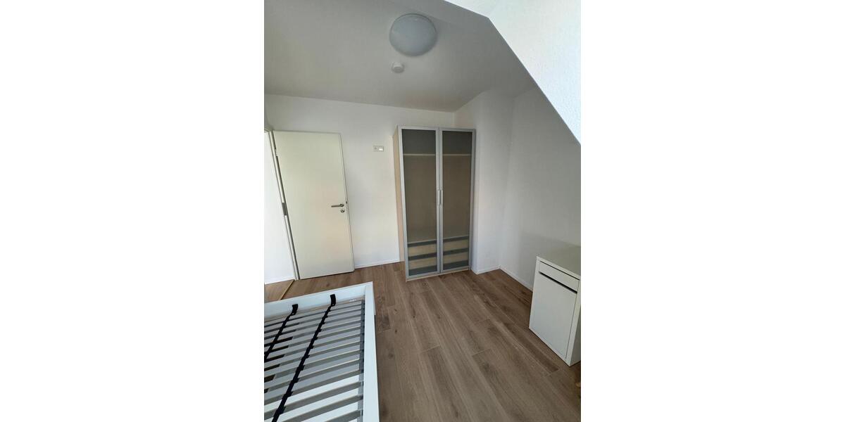 Wohnen auf Zeit Rottenburg am Neckar - 4 Zimmer, 80 m&sup2;, 550&euro; | Angebot:25436604