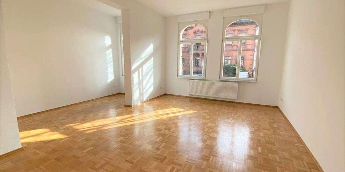 Etagenwohnung Hanau - 4 Zimmer, 148 m&sup2;, 1.600&euro; | Angebot:24423142