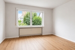 Maintal-Bischofsheim: Renovierte 2-Zimmer Wohnung mit großem Balkon und Garage - Etagenwohnung Maintal | Angebot:27053489