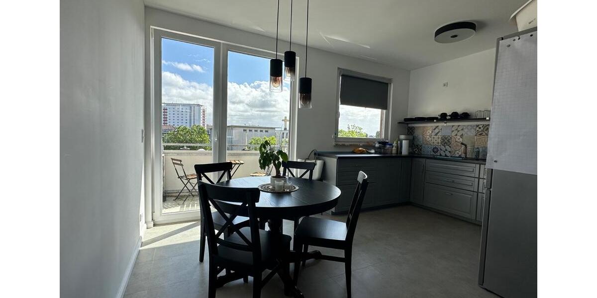 Etagenwohnung Bremerhaven Mitte - 3 Zimmer, 80 m&sup2;, 1.150&euro; | Angebot:26602995
