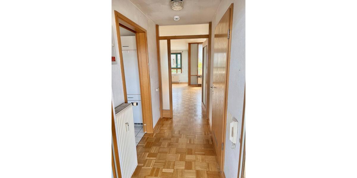 Dachgeschoßwohnung Laichingen - 1 Zimmer, 43 m&sup2;, 500&euro; | Angebot:26153634