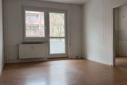 Wohnung Dessau-Roßlau Roßlau - 2 Zimmer, 55 m&sup2;, 400&euro; | Angebot:26728575