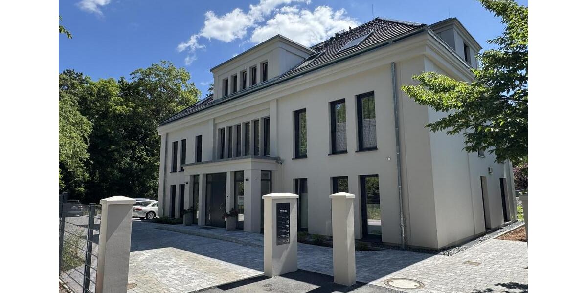 Etagenwohnung Markkleeberg - 3 Zimmer, 120 m&sup2;, 2.400&euro; | Angebot:25307845