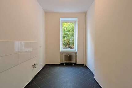 Wohnung zum Mieten in Berlin 1.693,22 € 104.52 m² 4 zimmer