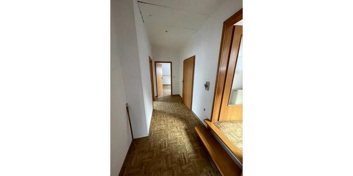 Dachgeschoßwohnung Büren - 3 Zimmer, 62 m&sup2;, 430&euro; | Angebot:24769524