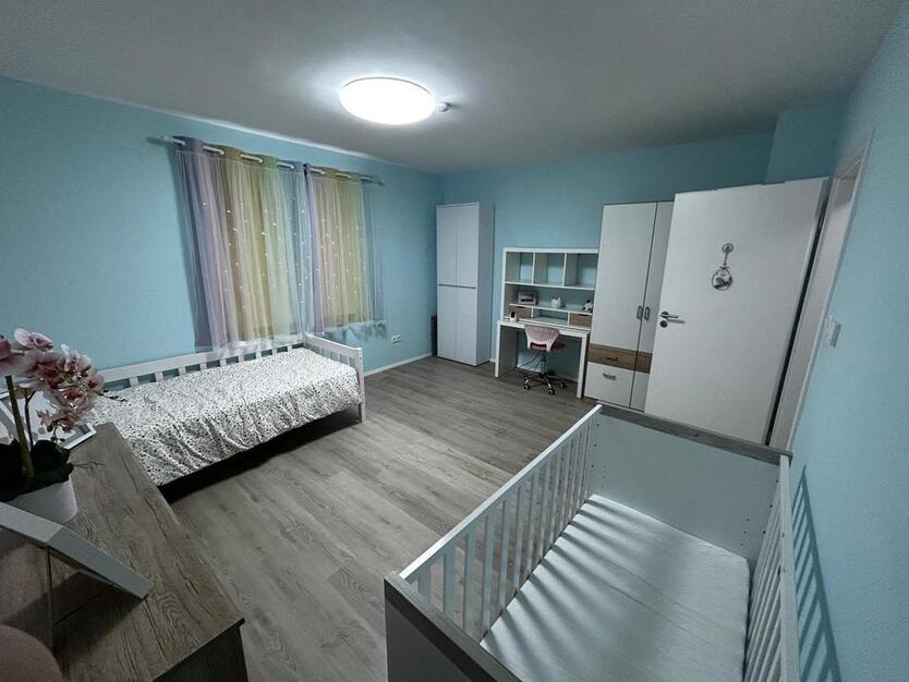 Schöne 3-Zimmer-Wohnung in einem Dreifamilienhaus zu verkaufen