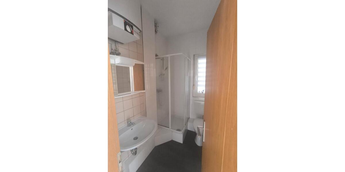Etagenwohnung Holzminden - 1 Zimmer, 20 m&sup2;, 270&euro; | Angebot:26568261