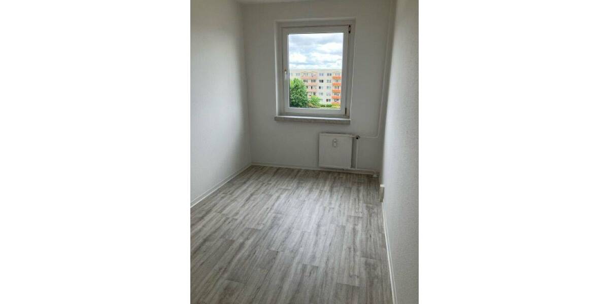 Etagenwohnung Angermünde - 4 Zimmer, 69 m&sup2;, 430&euro; | Angebot:26673532