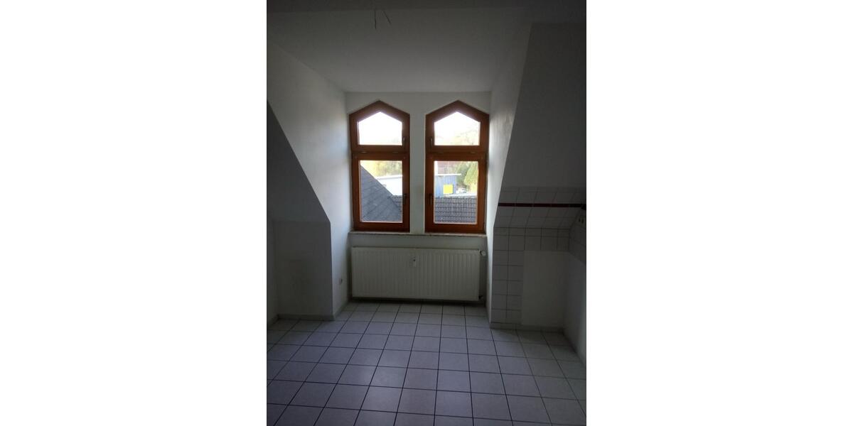 Dachgeschoßwohnung Waldkappel - 5 Zimmer, 83 m&sup2;, 450&euro; | Angebot:24637053