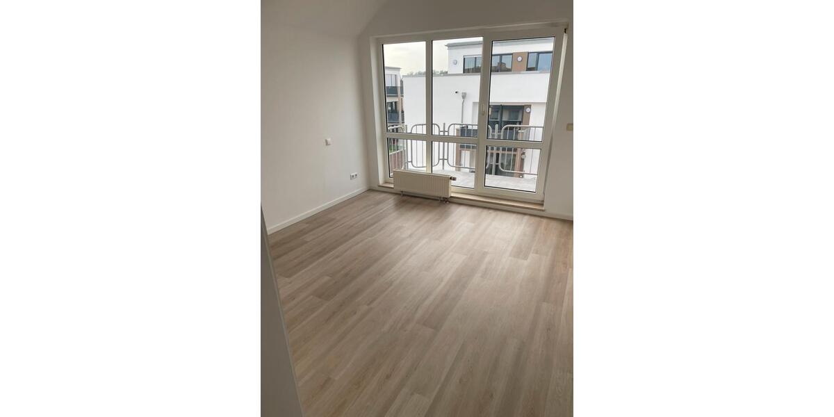 Dachgeschoßwohnung Gelnhausen - 2 Zimmer, 83 m&sup2;, 895&euro; | Angebot:25415642