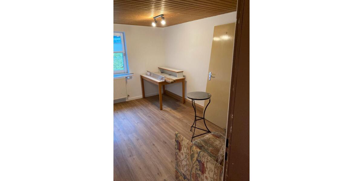 Etagenwohnung Frankenblick - 2 Zimmer, 29 m&sup2;, 530&euro; | Angebot:26286390