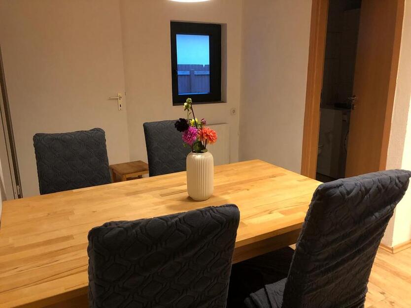 Möbliertes WG-Zimmer - nahe FH -