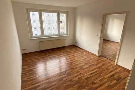 Wohnung Suhl Neundorf - 2 Zimmer, 44 m&sup2;, 291&euro; | Angebot:26116812
