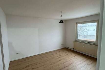 Wohnung zum Mieten in Duisburg 350 € 50 m² 2 zimmer