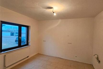 Wohnung Kuppenheim - 2 Zimmer, 65 m&sup2;, 1.000&euro; | Angebot:25045537