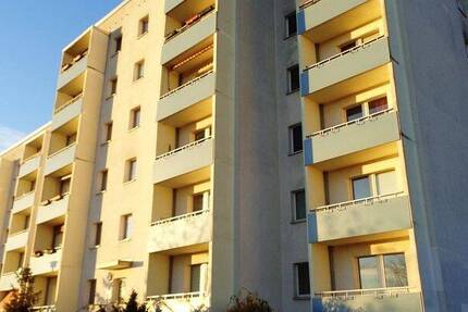 Nachmieter gesucht für eine kleine Single Wohnung mit Balkon