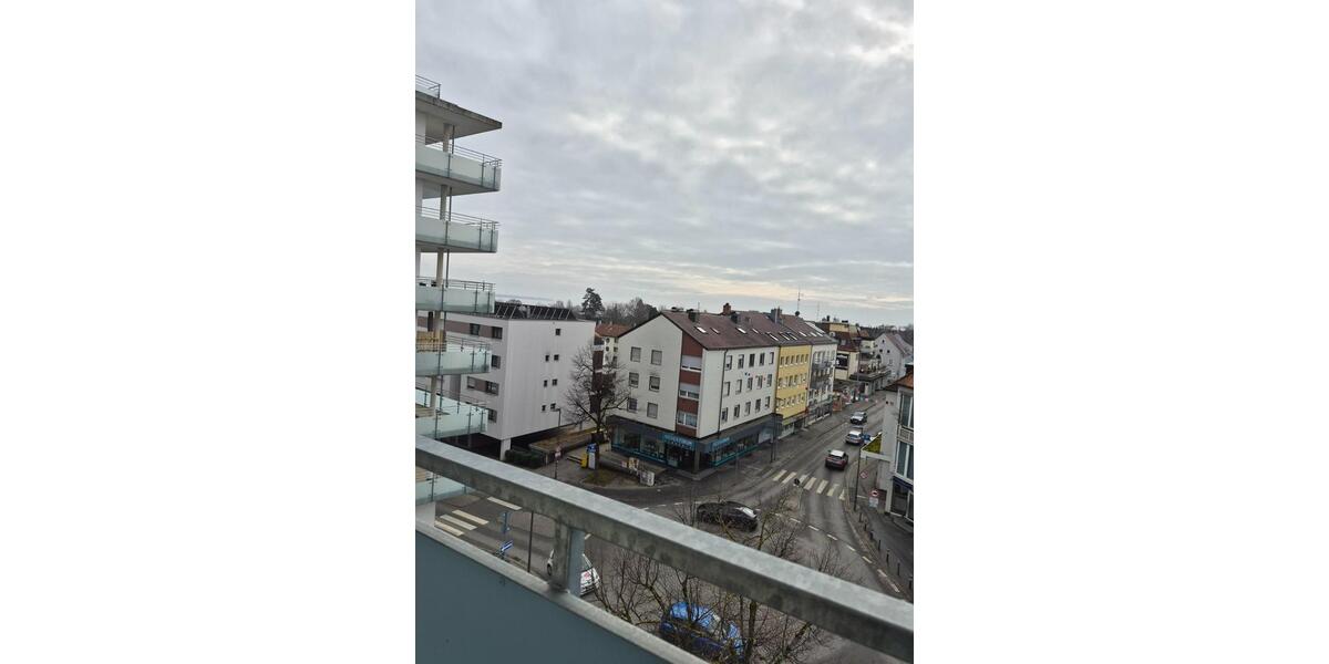 Etagenwohnung Friedrichshafen - 4 Zimmer, 91 m&sup2;, 1.390&euro; | Angebot:24756204