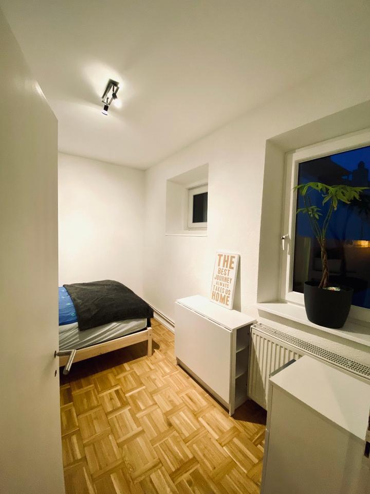 MODERNES Zimmer - VOLL MÖBLIERT - ESSENHEIM MAINZ - WG-Zimmer
