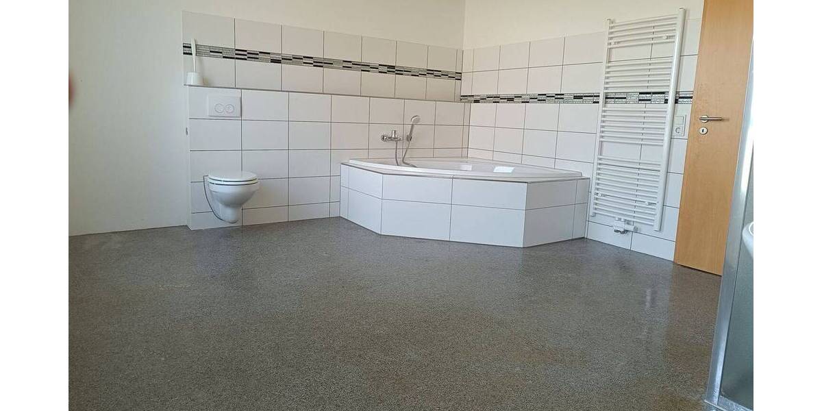 Reihenmittelhaus Grenzach-Wyhlen Grenzach - 5 Zimmer, 141 m&sup2;, 1.800&euro; | Angebot:26557944