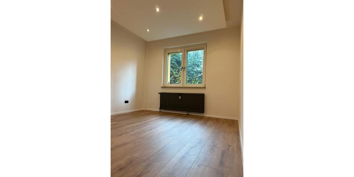 Etagenwohnung Gelsenkirchen Gelsenkirchen-Mitte - 2 Zimmer, 50 m&sup2;, 500&euro; | Angebot:26031731