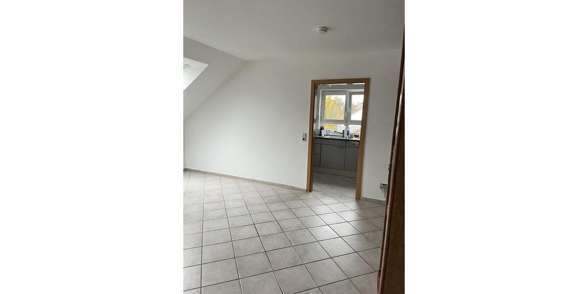 Dachgeschoßwohnung Bretzfeld - 3 Zimmer, 86 m&sup2;, 1.150&euro; | Angebot:24846759