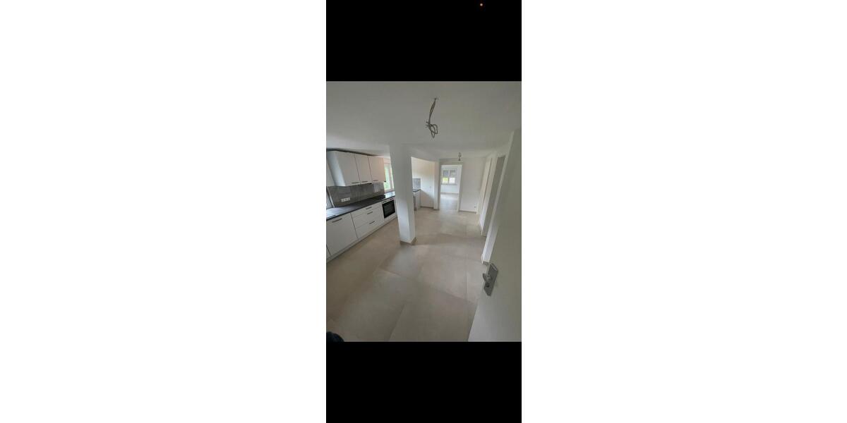 Etagenwohnung Hechingen - 3 Zimmer, 75 m&sup2;, 1.000&euro; | Angebot:25812891