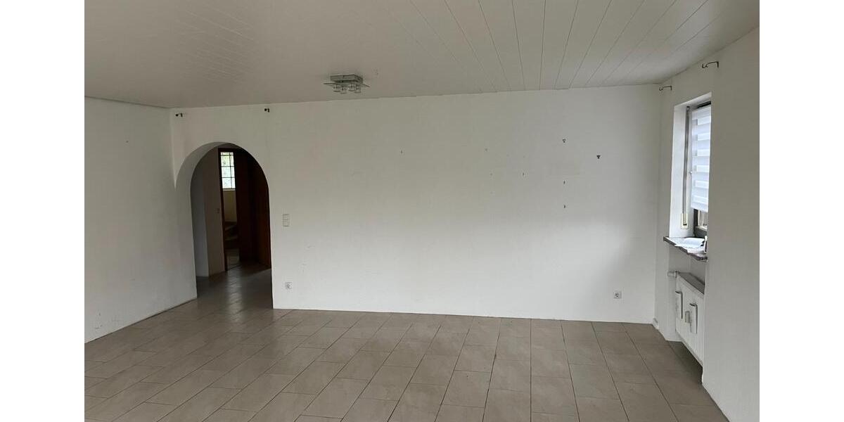 Erdgeschoßwohnung Hengersberg - 2 Zimmer, 72 m&sup2;, 650&euro; | Angebot:25852697