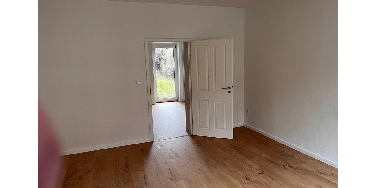 Erdgeschoßwohnung Neuruppin - 2 Zimmer, 63 m&sup2;, 900&euro; | Angebot:25852601