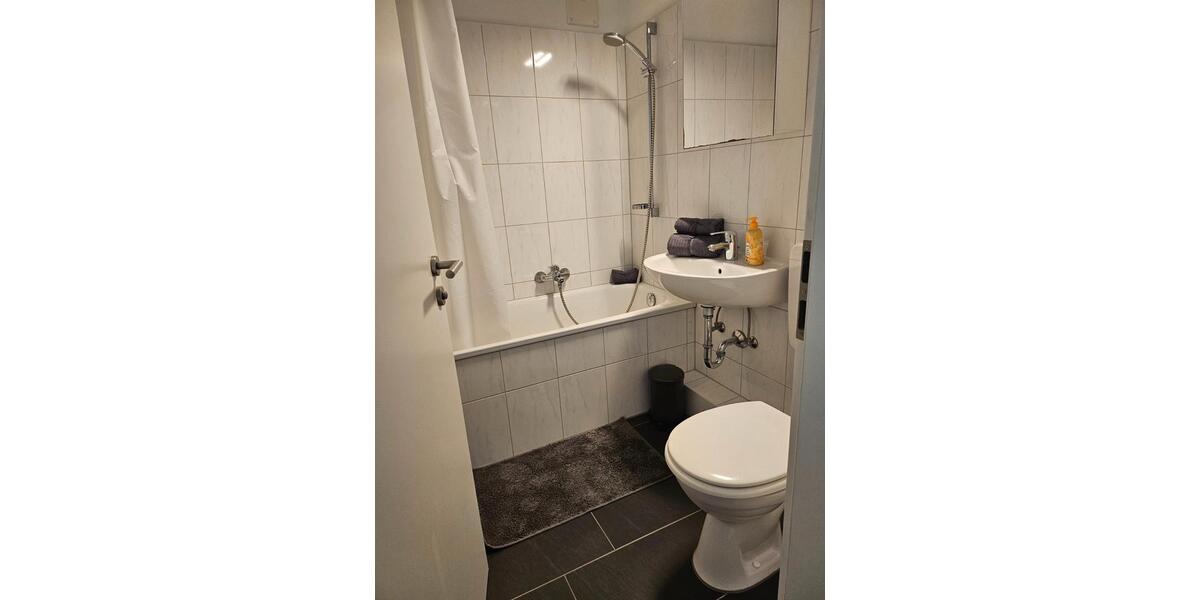 Etagenwohnung Sankt Augustin - 1.5 Zimmer, 40 m&sup2;, 600&euro; | Angebot:26447913