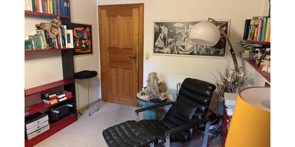 Charmantes Einfamilienhaus im Axdorferfeld in Traunstein zu vermieten! Frei ab 01.02. bzw. 01.03.2026 6 zimmer