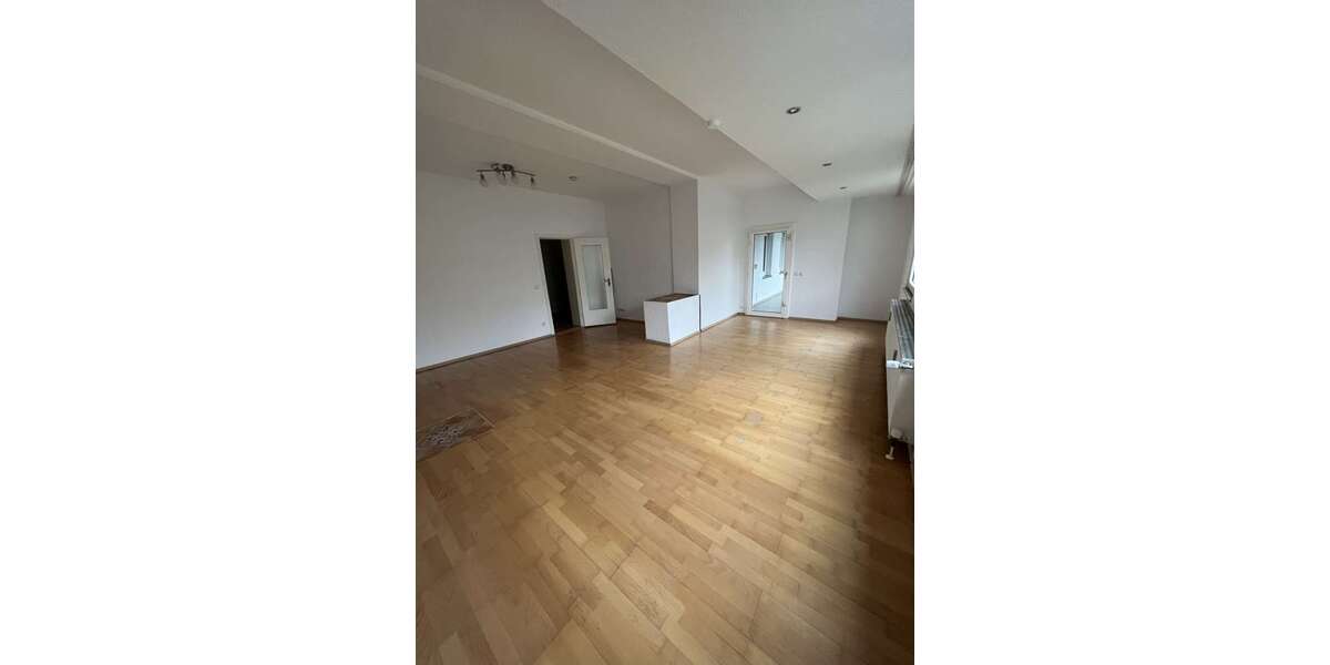 Etagenwohnung Oberhausen Neue Mitte - 3 Zimmer, 100 m&sup2;, 850&euro; | Angebot:24355430