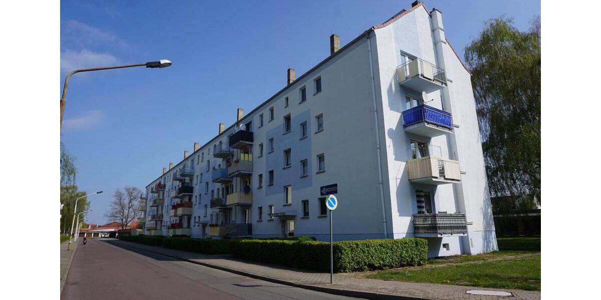 Erdgeschoßwohnung Staßfurt Löderburg - 6 Zimmer, 100 m&sup2;, 699&euro; | Angebot:23409093