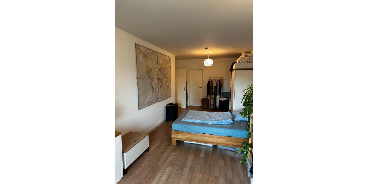 Etagenwohnung Düsseldorf Stadtbezirk 9 - 2 Zimmer, 85 m&sup2;, 1.250&euro; | Angebot:26704964