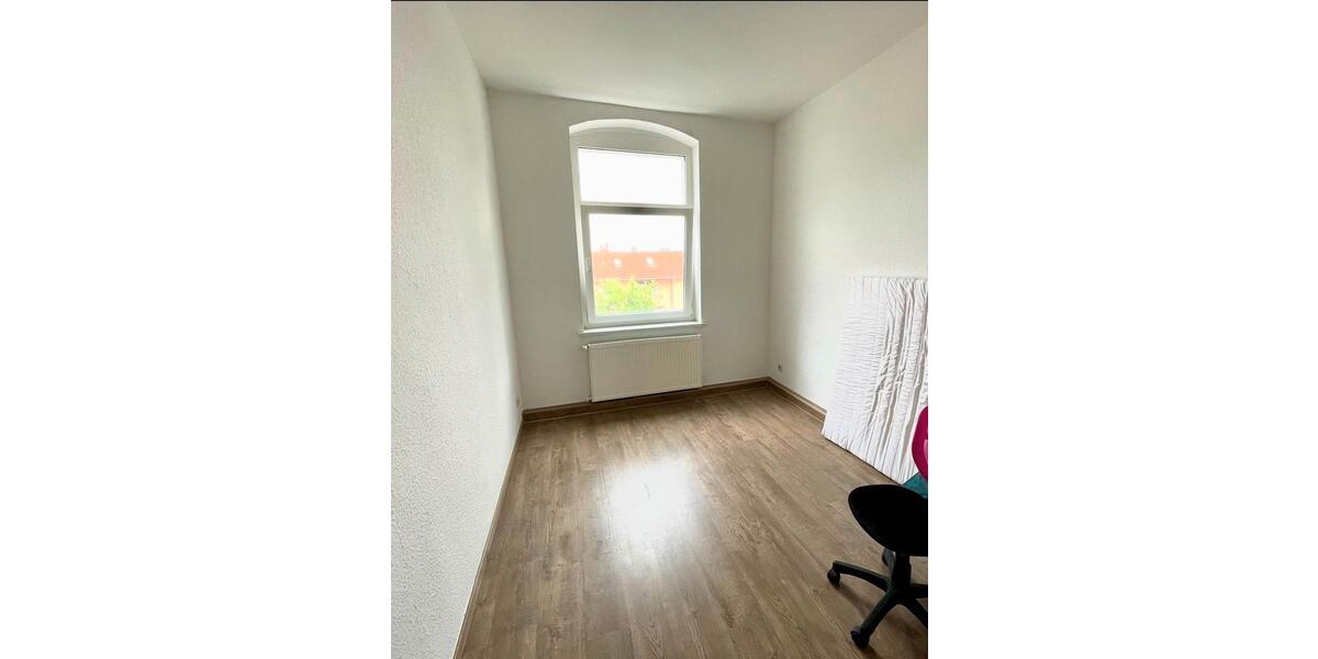 Etagenwohnung Bleicherode - 3 Zimmer, 94 m&sup2;, 600&euro; | Angebot:26057361