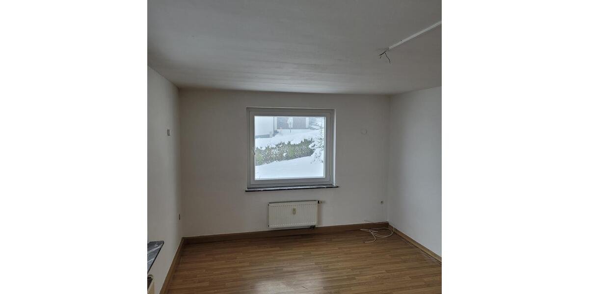 Hochparterre Regen - 3 Zimmer, 500&euro; | Angebot:23382169