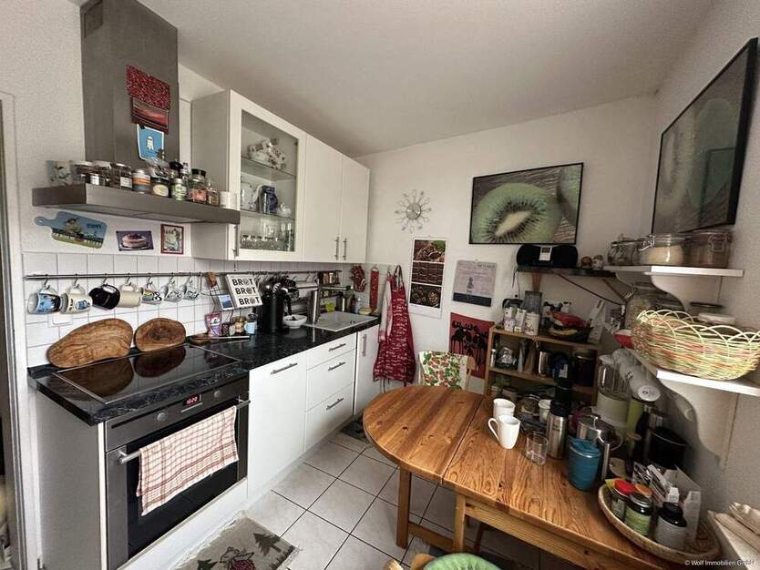 3-Zimmerwohnung mit Gartenblick, herrlich ruhig im alten Ortskern von Eschborn. Bitte Texte lesen! 3 zimmer