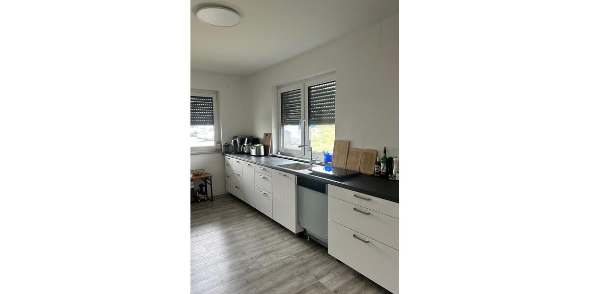 Etagenwohnung Felsberg - 4 Zimmer, 106 m&sup2;, 1.060&euro; | Angebot:26446291