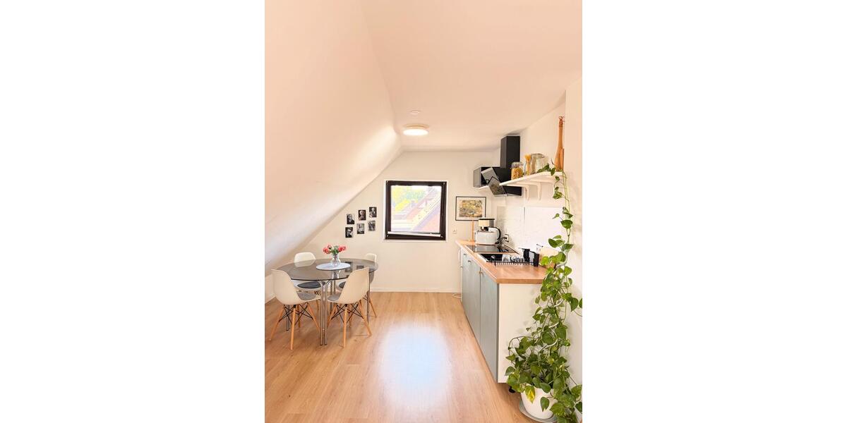 Dachgeschoßwohnung Krefeld Benrad - 2 Zimmer, 50 m&sup2;, 799&euro; | Angebot:26705006