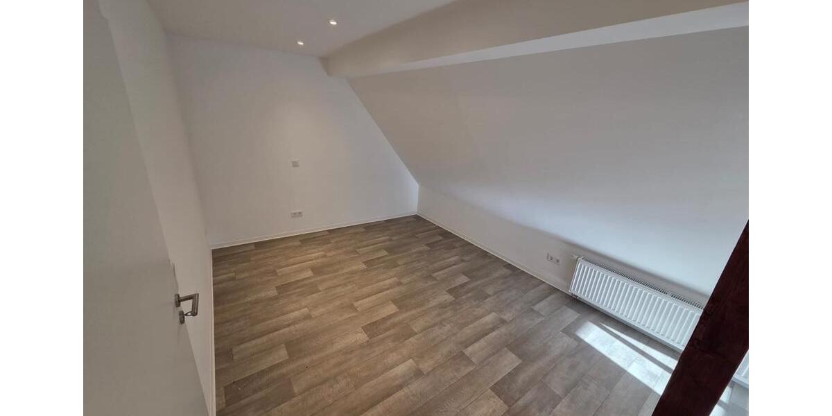 Dachgeschoßwohnung Oelde - 2 Zimmer, 65 m&sup2;, 795&euro; | Angebot:24570932