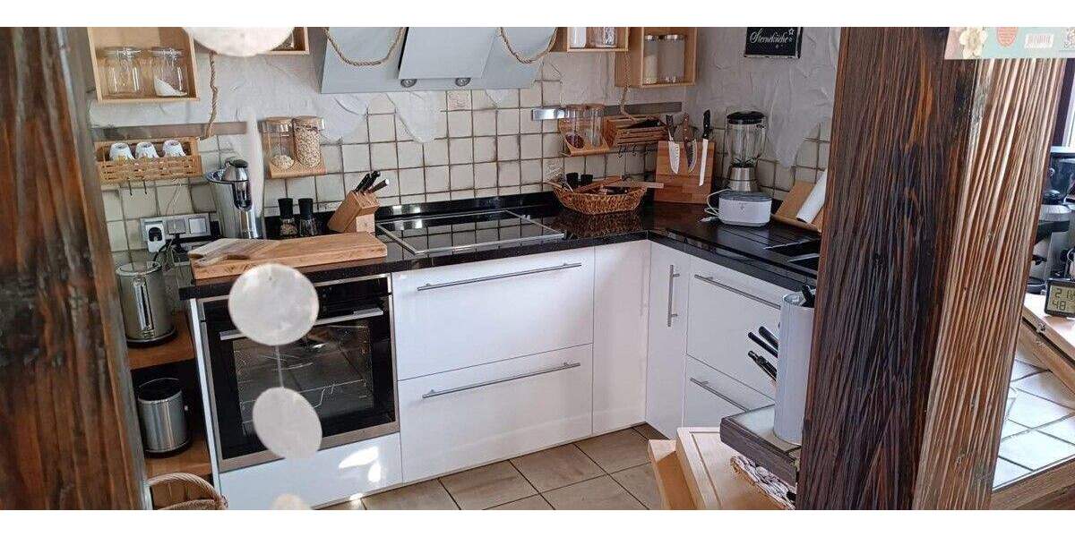 Etagenwohnung Neunkirchen Innenstadt - 3 Zimmer, 120 m&sup2;, 830&euro; | Angebot:25727938