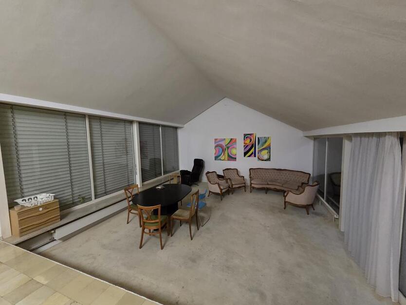 Zimmer mit Wlan, Teilung von Küche und DuscheWC, Waschmaschine, Garten und Terrasse 1 zimmer