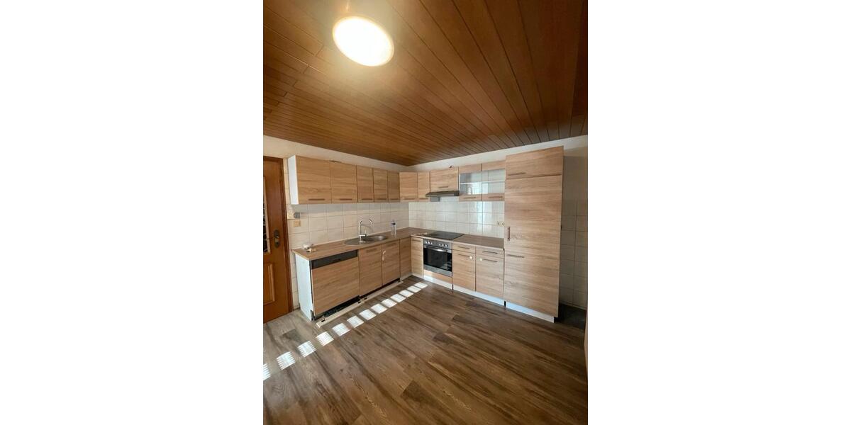 Mehrfamilienhaus, Wohnhaus Wutöschingen - 3 Zimmer, 80 m&sup2;, 1.100&euro; | Angebot:25928654