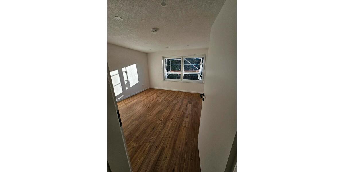 Etagenwohnung Neckarbischofsheim - 3 Zimmer, 75 m&sup2;, 750&euro; | Angebot:26048783