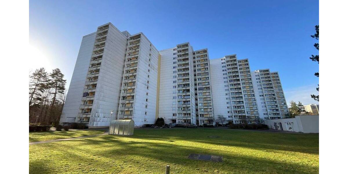 Etagenwohnung Nürnberg Langwasser - 3 Zimmer, 80 m&sup2;, 899&euro; | Angebot:26142632