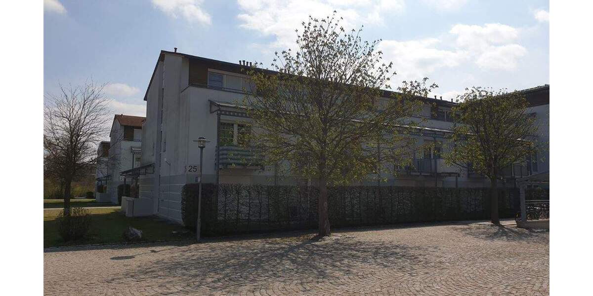 Vollmöbliertes 1-Zimmer-Appartement in Regensburg mit Terrasse, Nähe Universität 1 zimmer